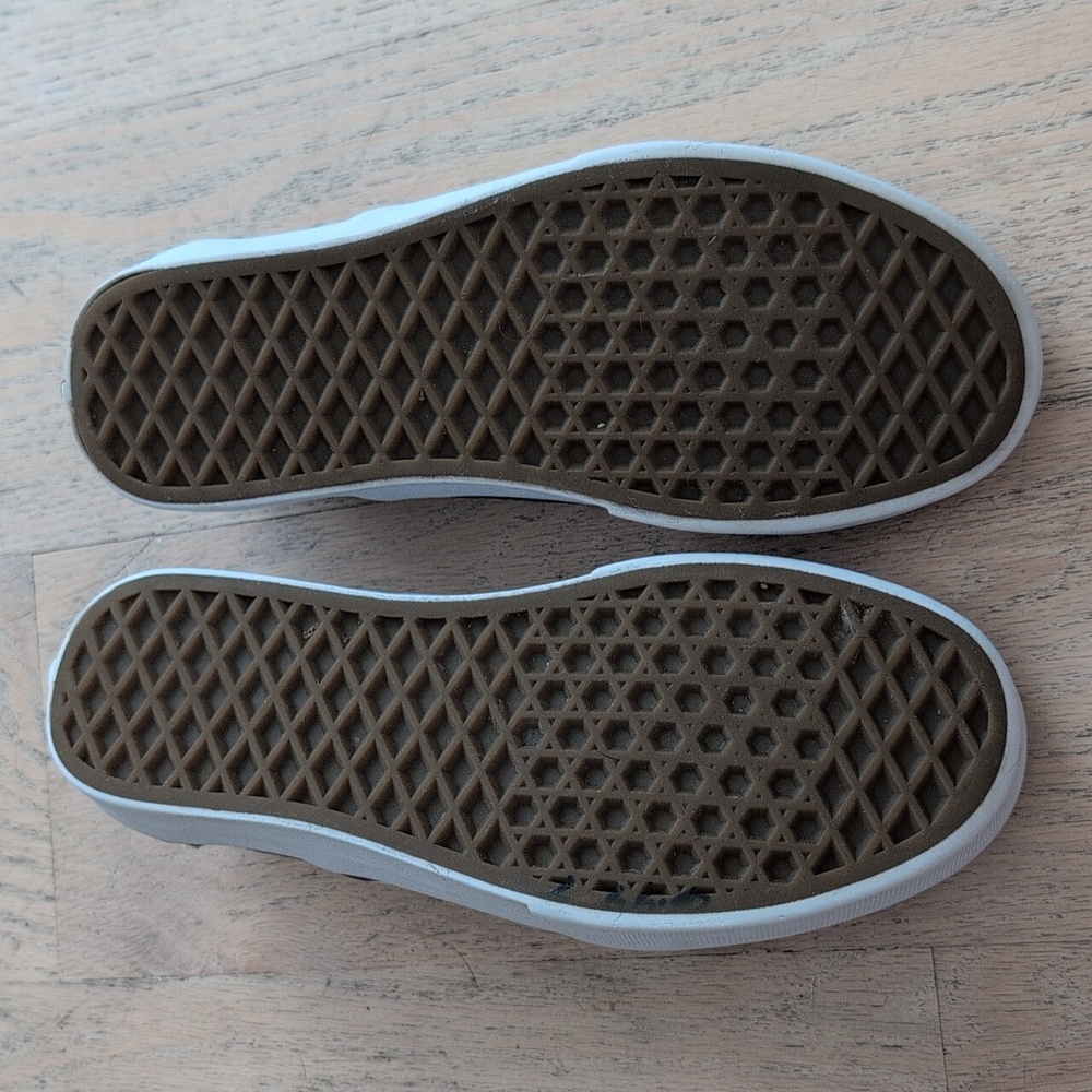 Vans Black and Gray Checkered Slip-On Sneakers Women's 5.5 - Picture 7 of 8